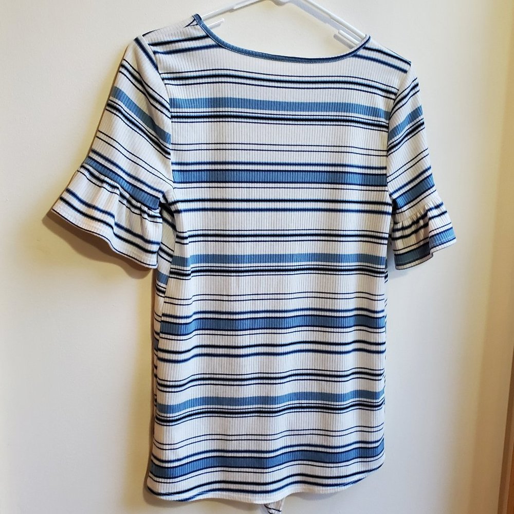 LC Lauren Conrad Blue & White Striped Tie-Front Shirt Size Small - Picture 14 of 15